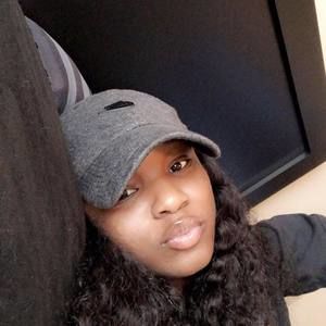 Meet your Posher, Tiaraa